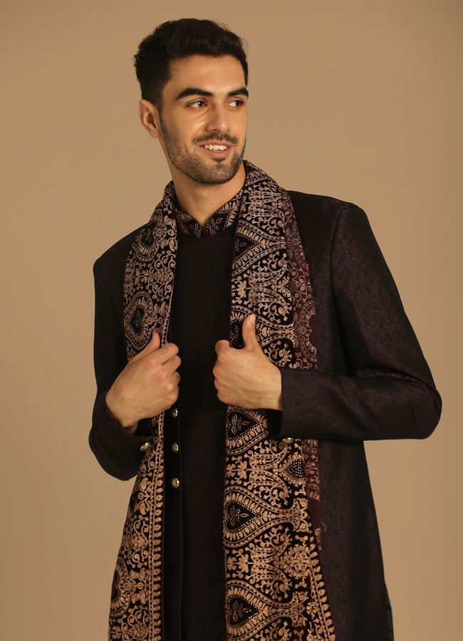 alt message - Manyavar Men Wine Indo Western Set With Dupatta image number 0